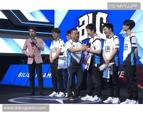 BLG在Major赛中的团队配合分析与表现评估